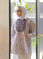 Load image into Gallery viewer, Mini Flowers Shirt
