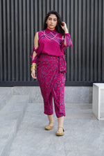 Load image into Gallery viewer, AlMaleeha Royal Purple - Young Women المليحه
