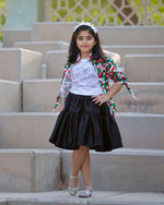 Load image into Gallery viewer, Emirates Jacket - Girls/Women
